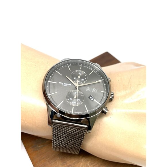 Hugo Boss Men's Watch 1513870 Quartz Chronograph Gray Dial Gunmetal Mesh Steel - Picture 5 of 13